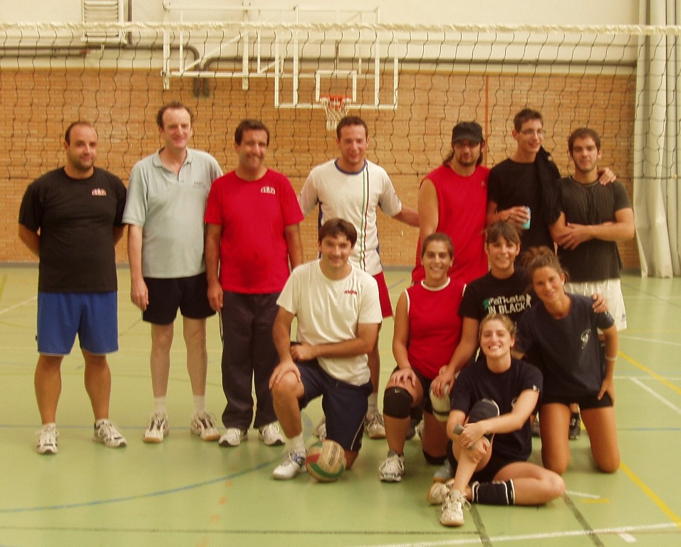 foto de grupo voleibol fiestas de Salamanca 2009